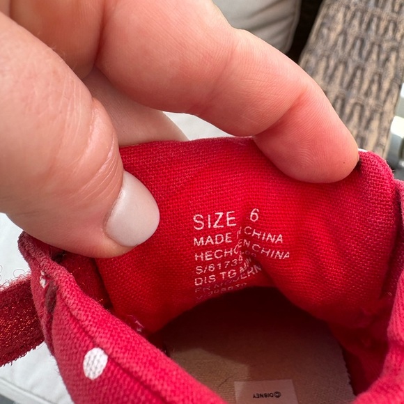 Baby Gap - Minnie Mouse sneakers - size 6 - Picture 5 of 6